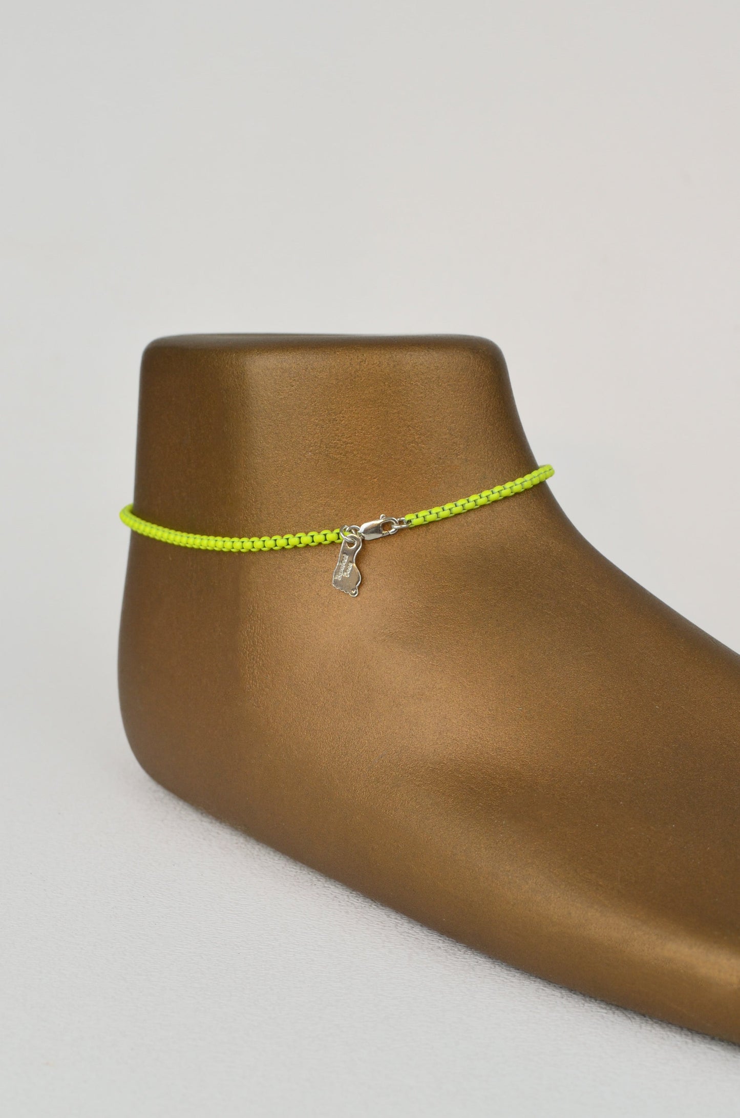 Yellow Box Chain